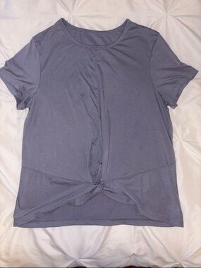 Freely Women’s Short Sleeve Front Knot Tee - Dusty Lavender